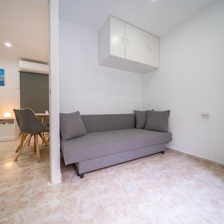 Homeholidaysrentals Chiara - Costa Brava Бланес Экстерьер фото