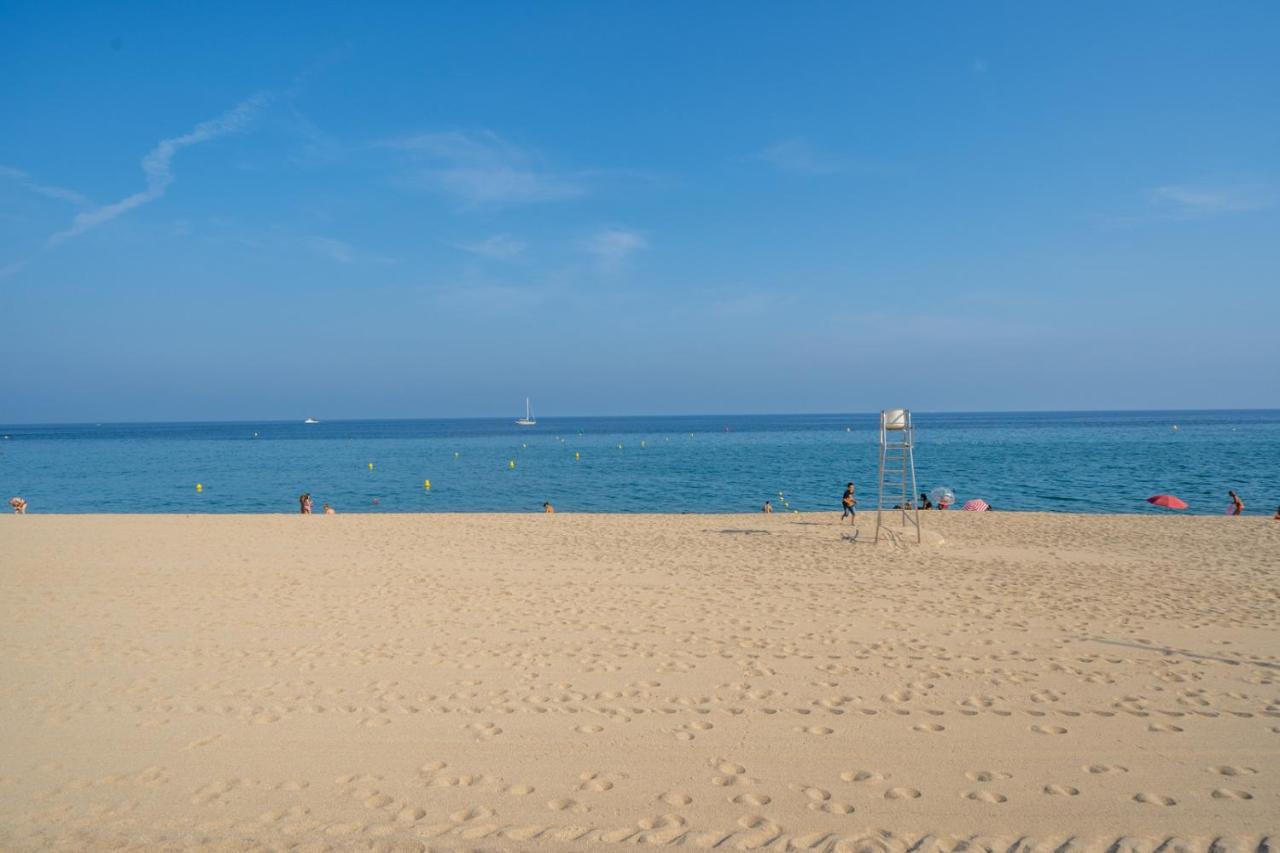 Homeholidaysrentals Chiara - Costa Brava Бланес Экстерьер фото